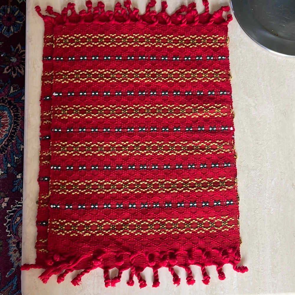 2 placemats Vibrant colors